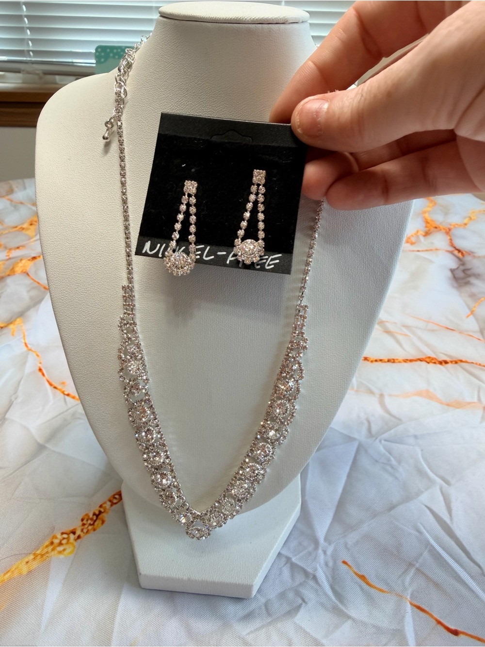 Rhinestone necklace and earrings NWOT!